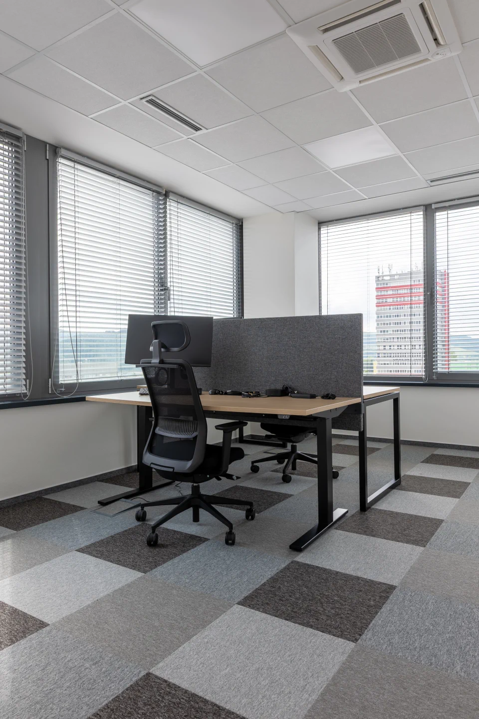 R2N Coworking centrum 25